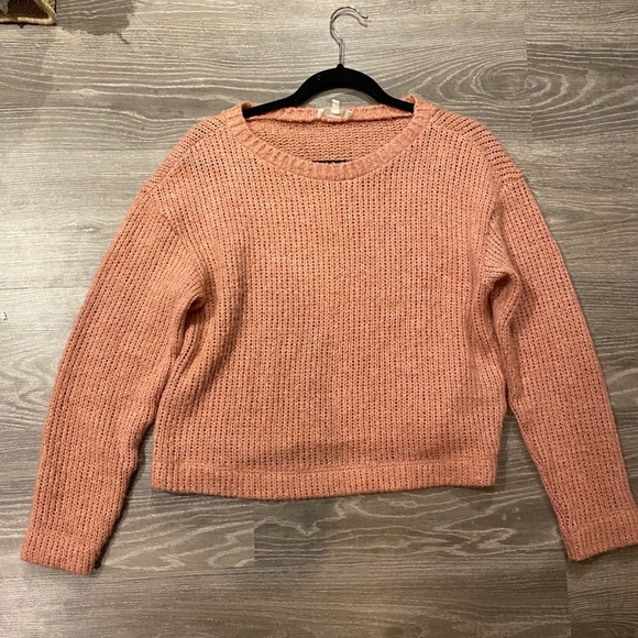 Sweaters - Pink Knit Sweater